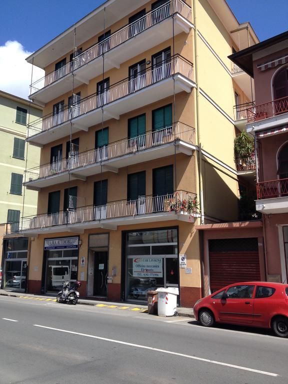Best Lavagna Apartment Rum bild
