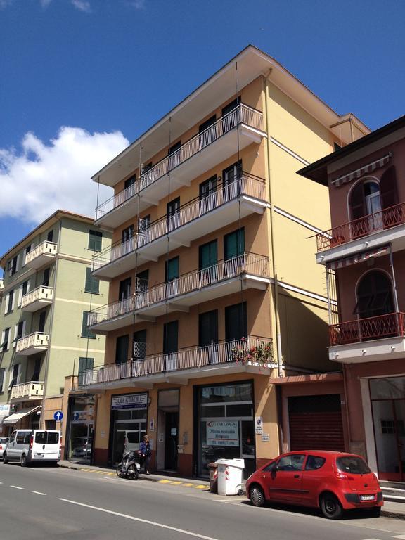 Best Lavagna Apartment Rum bild
